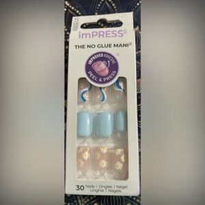 Impress No Glue Mani